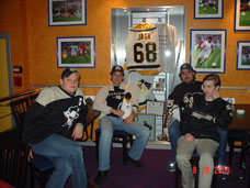 Pittsburgh Penguins Support Crew